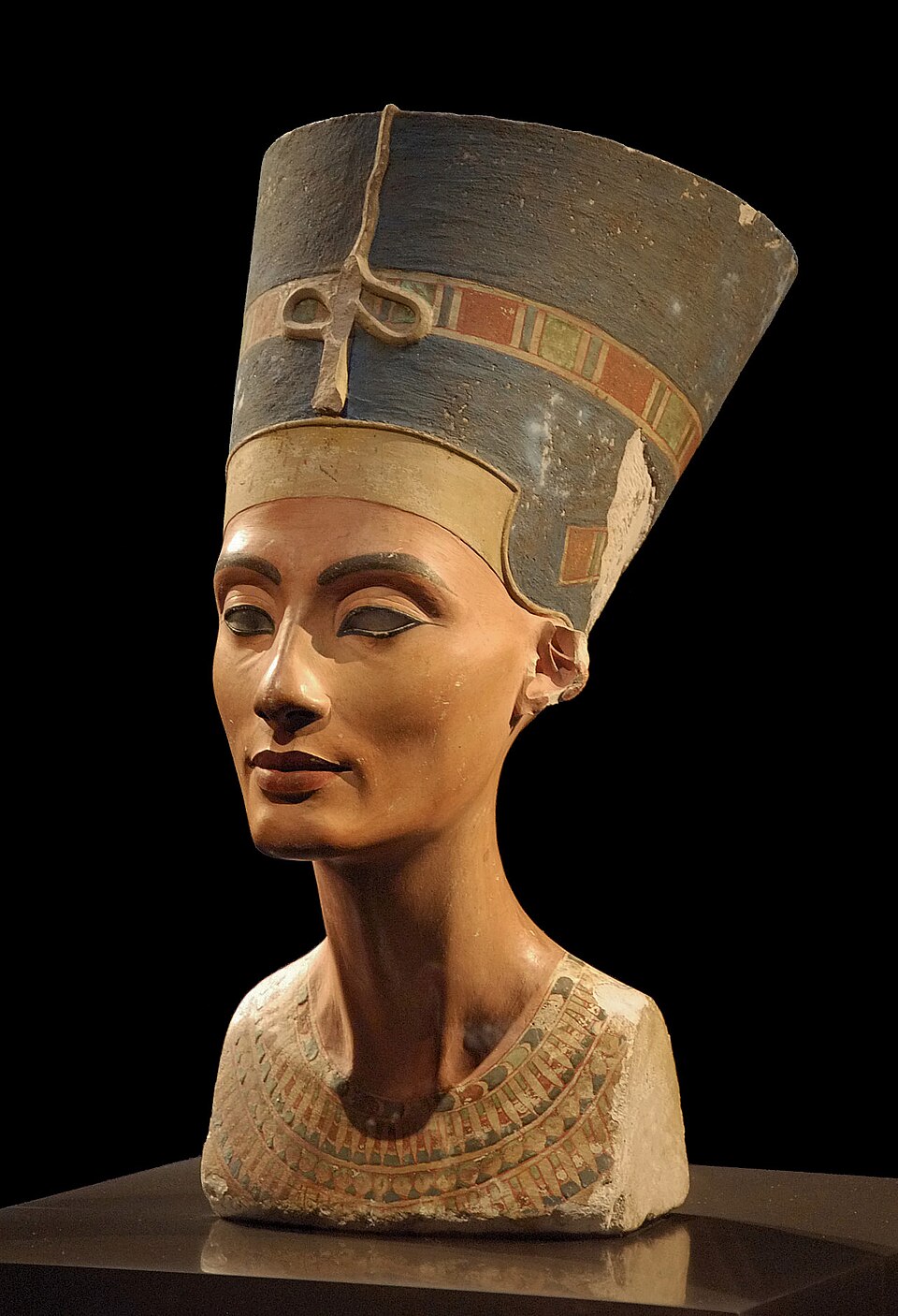Bust of Nefertiti by Thutmose
